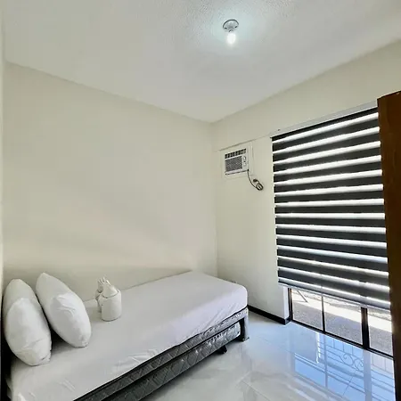 Kelsey'S Homestay Davao Exterior photo