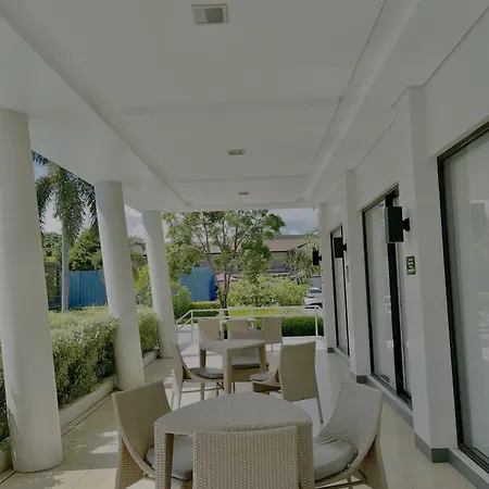 Kelsey'S Homestay Davao Exterior photo